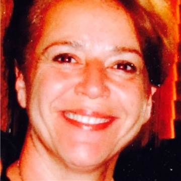 Susan Refahiat's profile picture